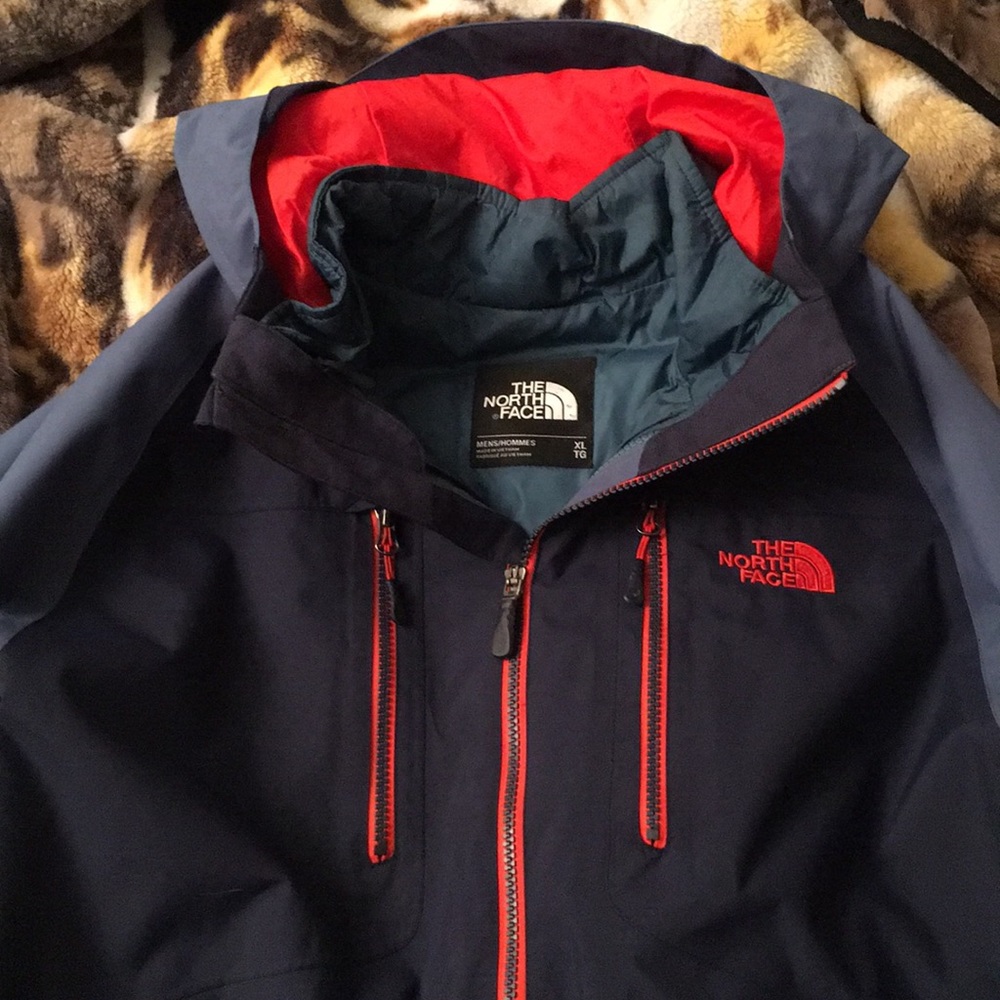 North Face jacket - Picture 2 of 6
